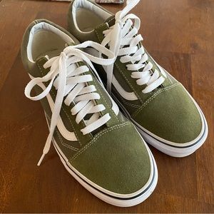 Like New Sneakers Olive Green Vans | Women’s size 9